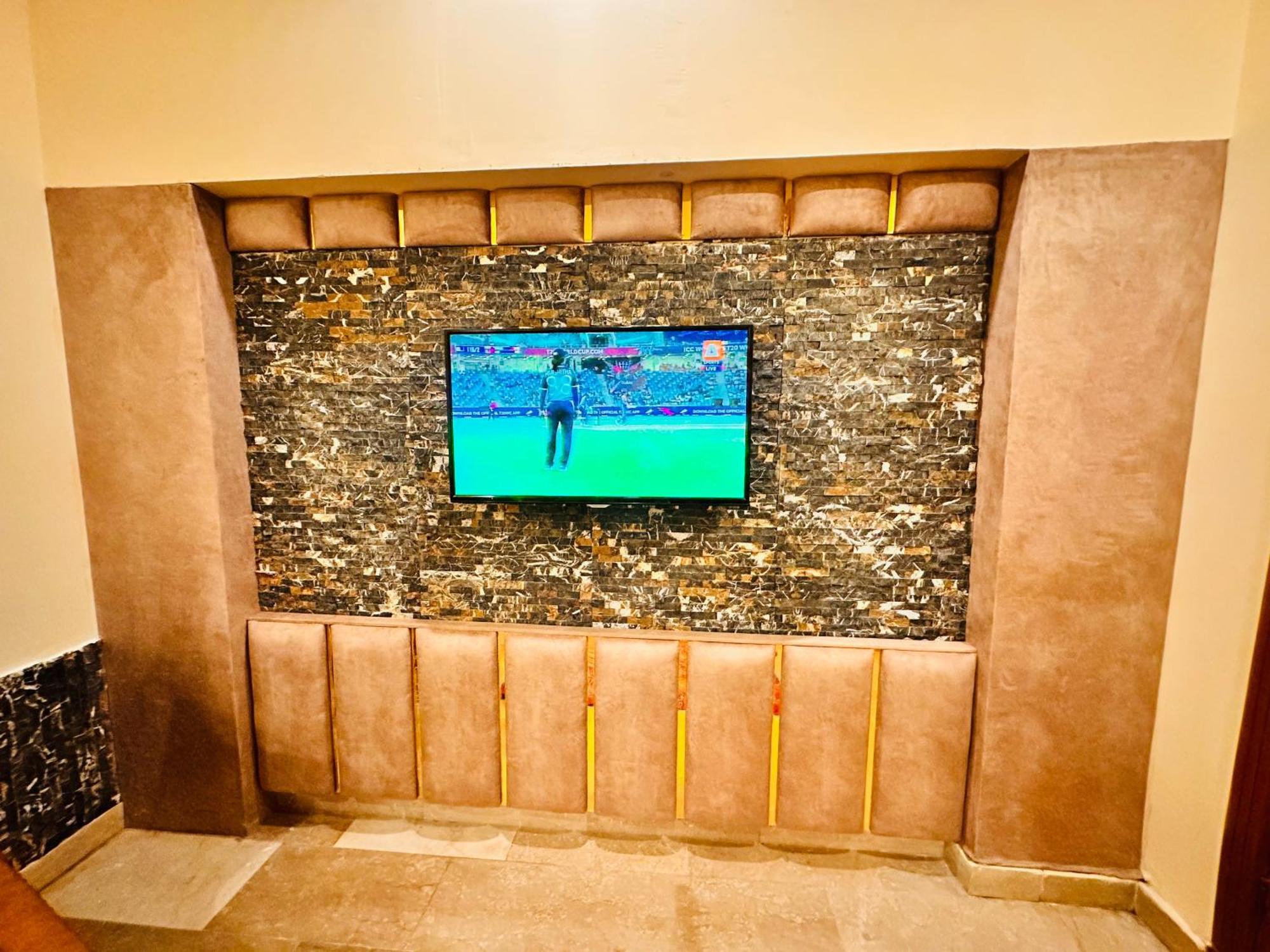 Blue Moon Residency Jinnah Super İslamabad Dış mekan fotoğraf